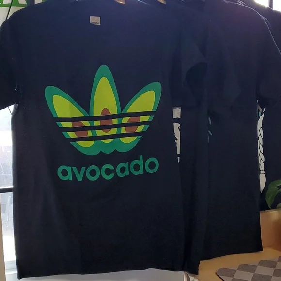 Tshirt - Picture 2 of 2